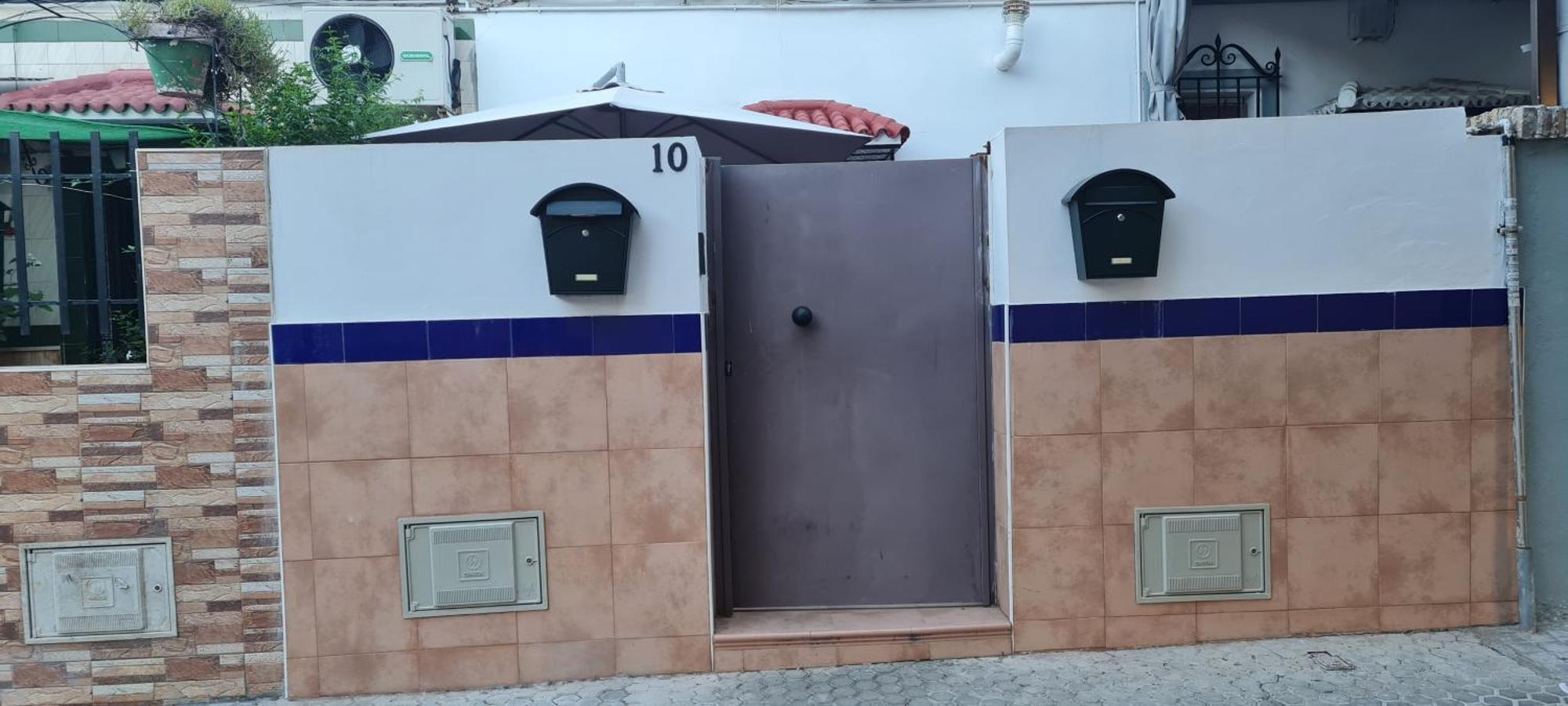 Turistico Ciudad Jardin - Nervion. Apartamento
